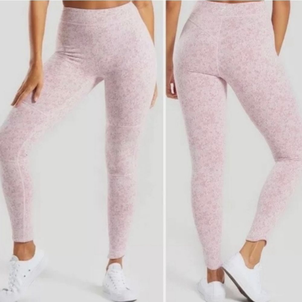 NWOT, Gymshark • High Waisted Leggings, Size Small